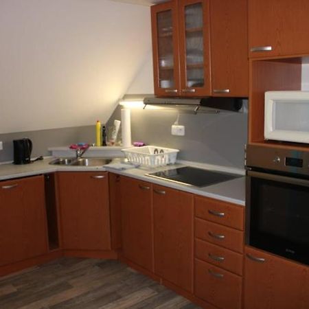 Apartman Damiko Apartment Chribska Luaran gambar