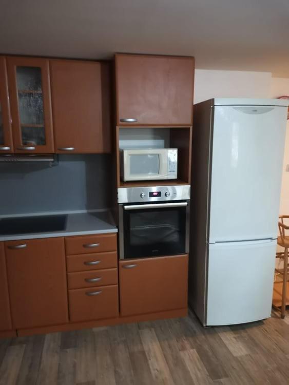 Apartman Damiko Apartment Chribska Luaran gambar