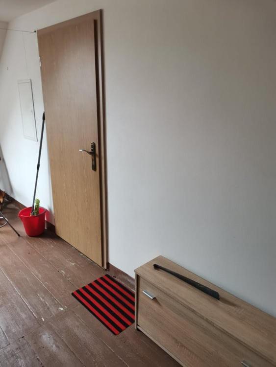 Apartman Damiko Apartment Chribska Luaran gambar