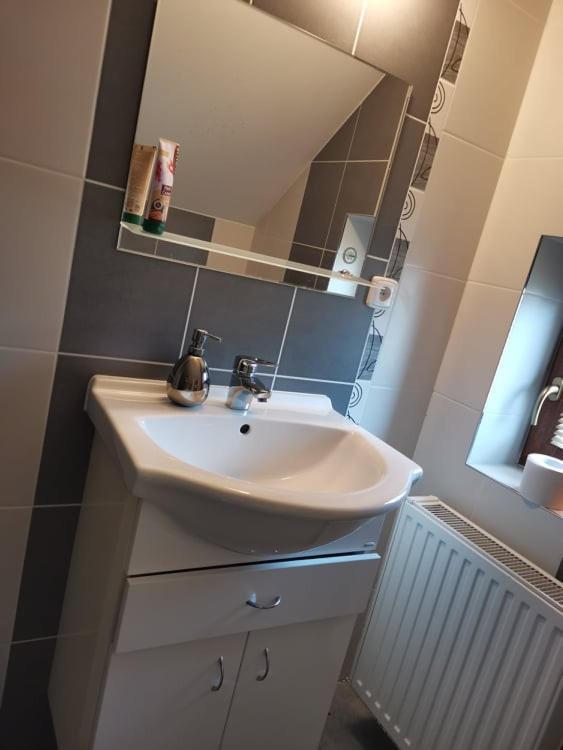 Apartman Damiko Apartment Chribska Luaran gambar